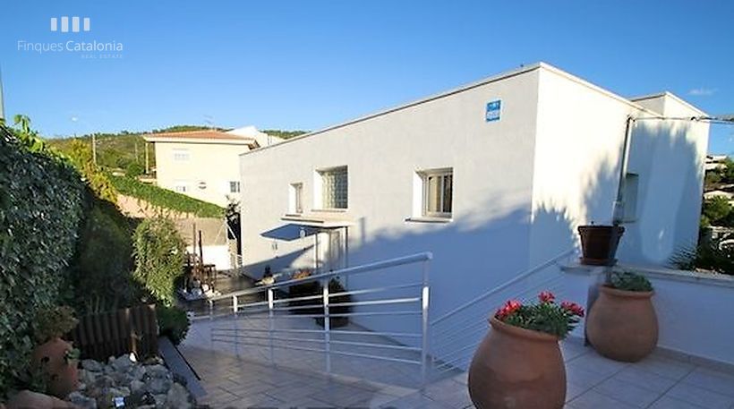Villa de luxe et design à Sitges  (Llevantina-Montgavina-Quintmar)
