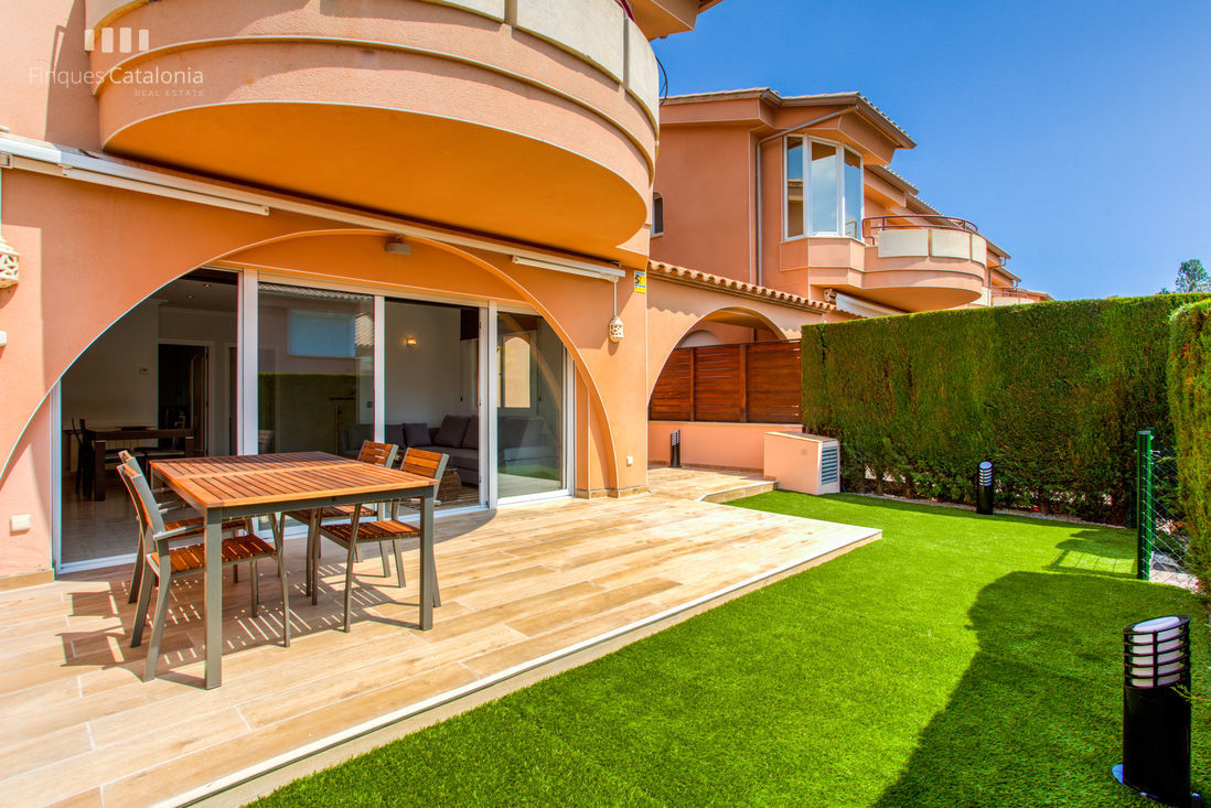 Impecable Casa Adosada En Playa De Aro