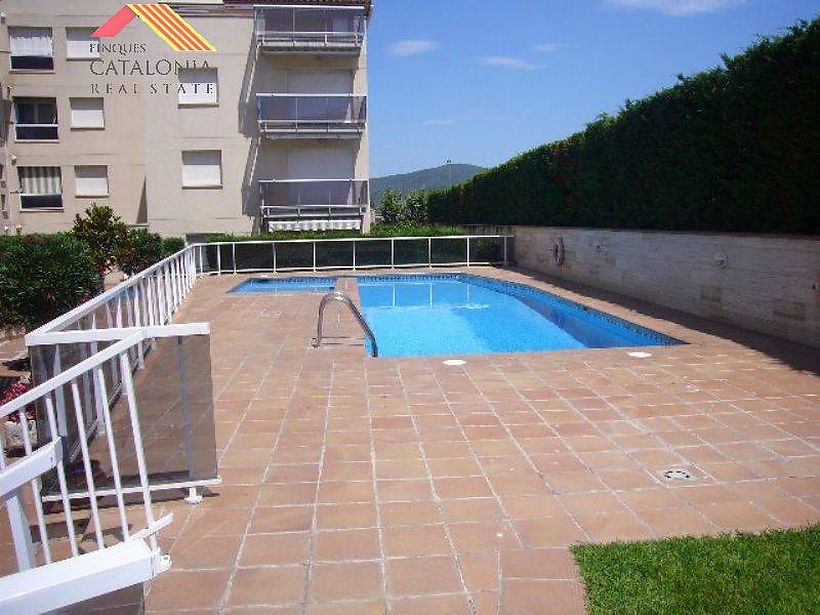 Flat located in lateral sea with swimming pool.Sant Antoni de Calonge,