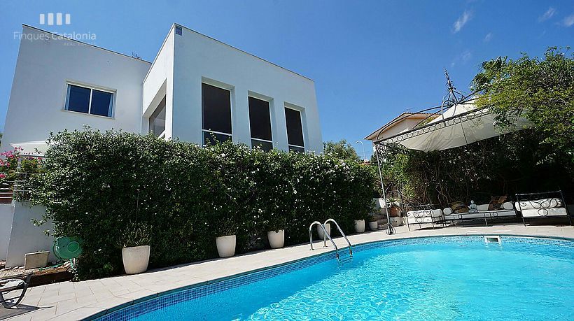 Luxury &amp; designed villa  in Sitges (Llevantina-Montgavina-Quintmar)