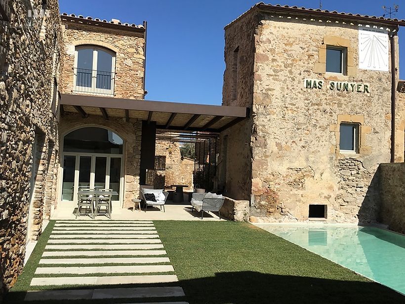 Spectacular masia a Serra de Daro