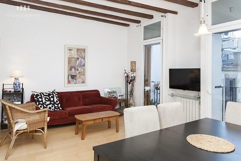 Apartament reformat i moblat al centre