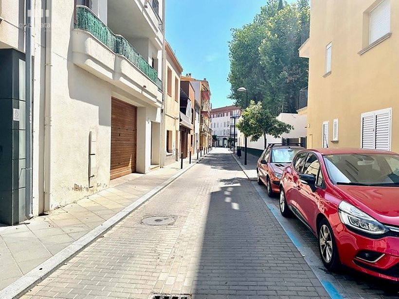 Parking de 11 m2 con plataforma en 3ra línea de Sant Antoni de Calonge.