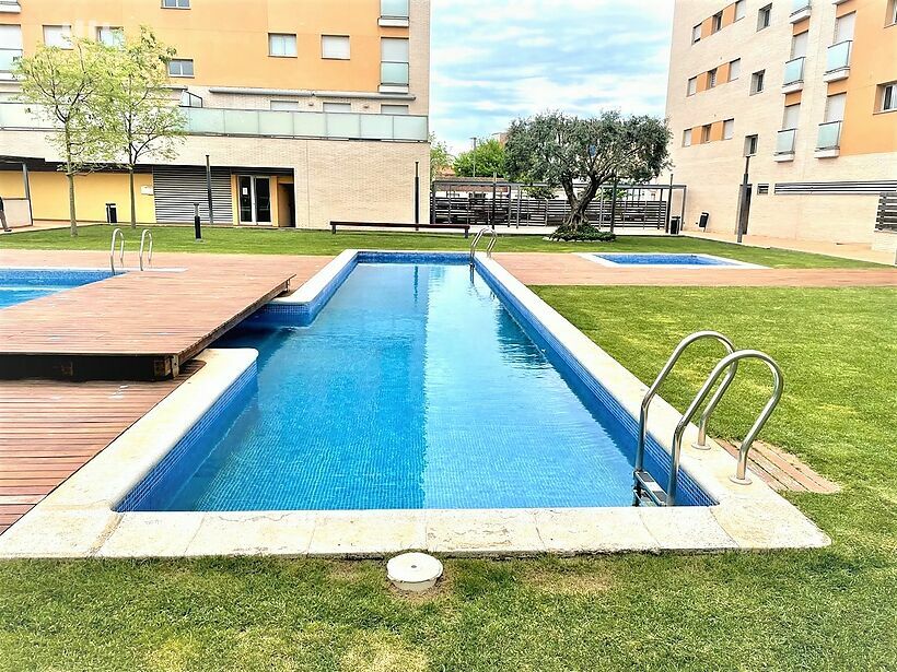 Pis de 66 m2 construïts amb terrassa i piscina comunitària a Sant Antoni de Calonge
