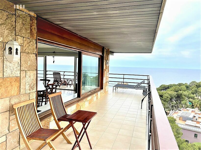 Espectacular piso en Edén Mar con 60 m2 de terraza con vistas al mar