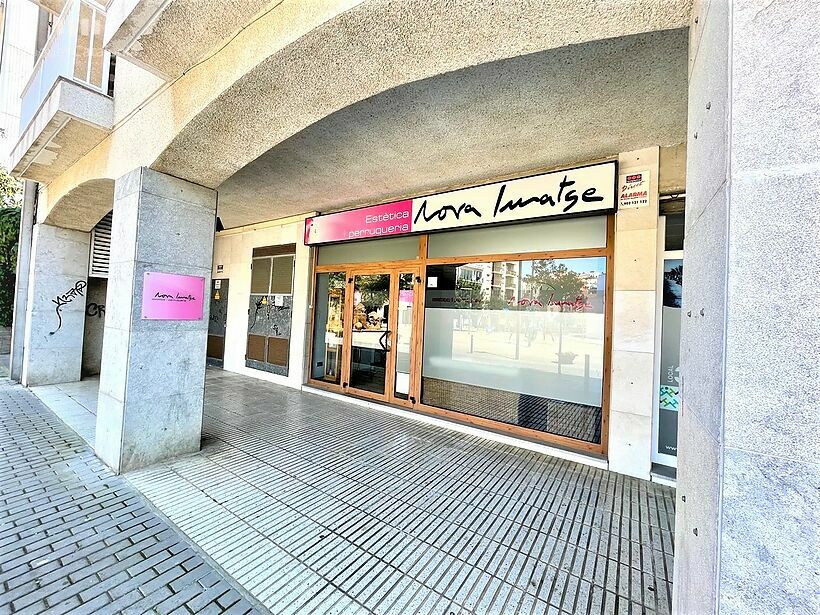 Commercial premises on the 2nd line of Sant Antoni de Calonge