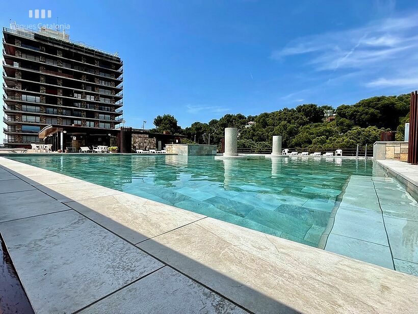 Apartment in Edén Mar, terrace with views of the Olympic pool in Sant Antoni de Calonge.