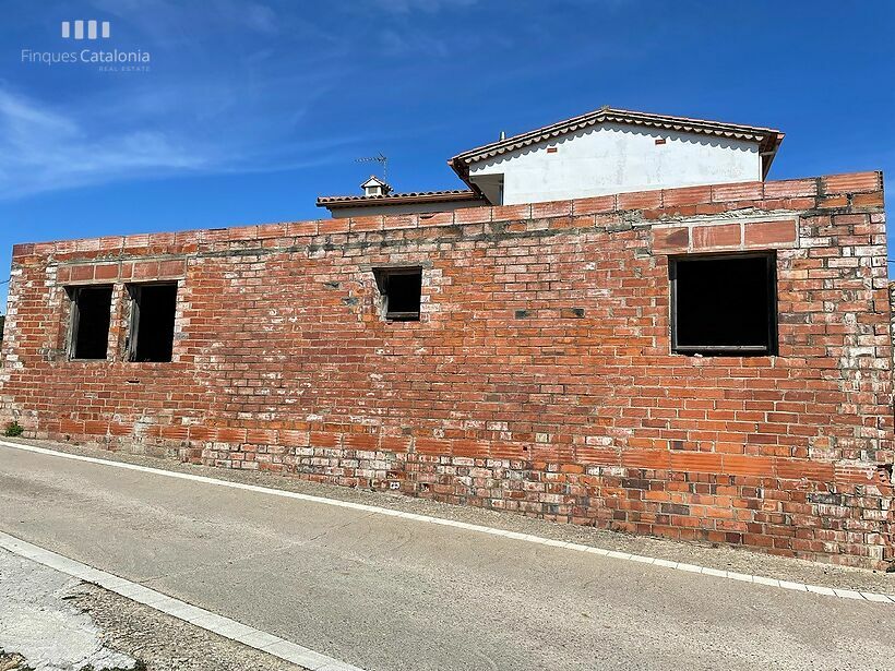 House under construction with two plots of 120 m2 and 1,117 m2 in Sant Antoni de Calonge