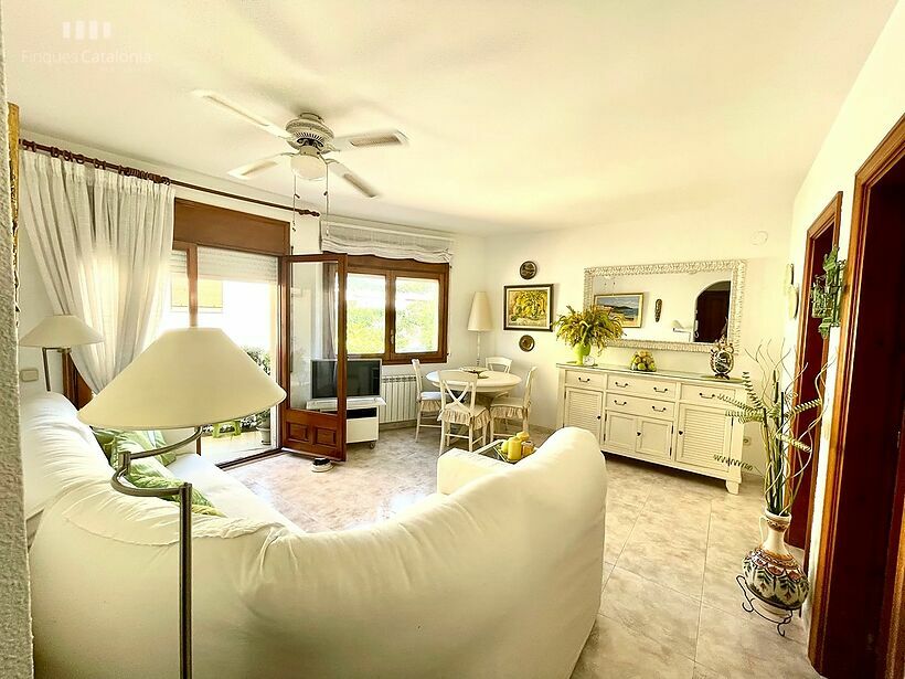 Appartement avec 2 chambres, balcon, parking et débarras à Calonge