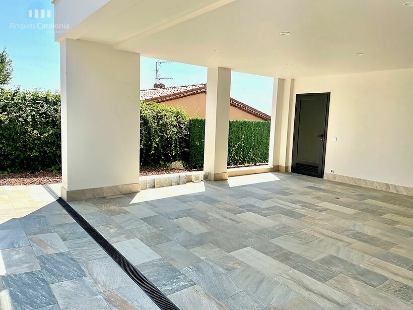 Nouvelle maison de luxe avec vue sur la mer entre Platja d'Aro et Sant Antoni de Calonge.
