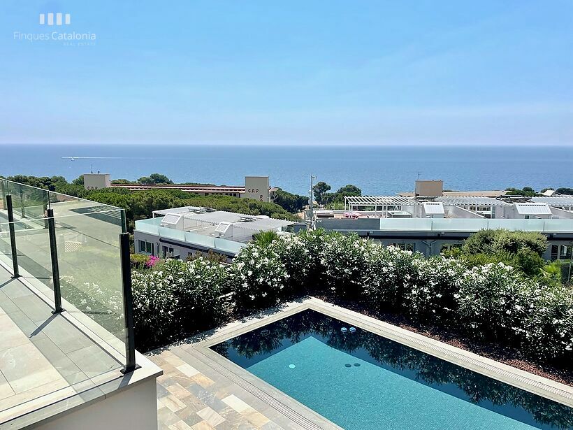 Nouvelle maison de luxe avec vue sur la mer entre Platja d'Aro et Sant Antoni de Calonge.