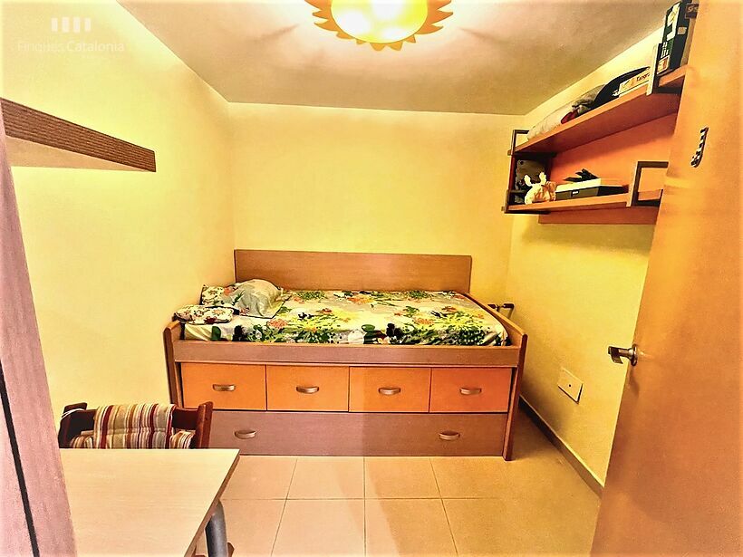 Apartment in 2nd line with 3 bedrooms, 27 m2 terrace and closed garage Sant Antoni de Calonge Más información sobre este texto de origenPara obtener m