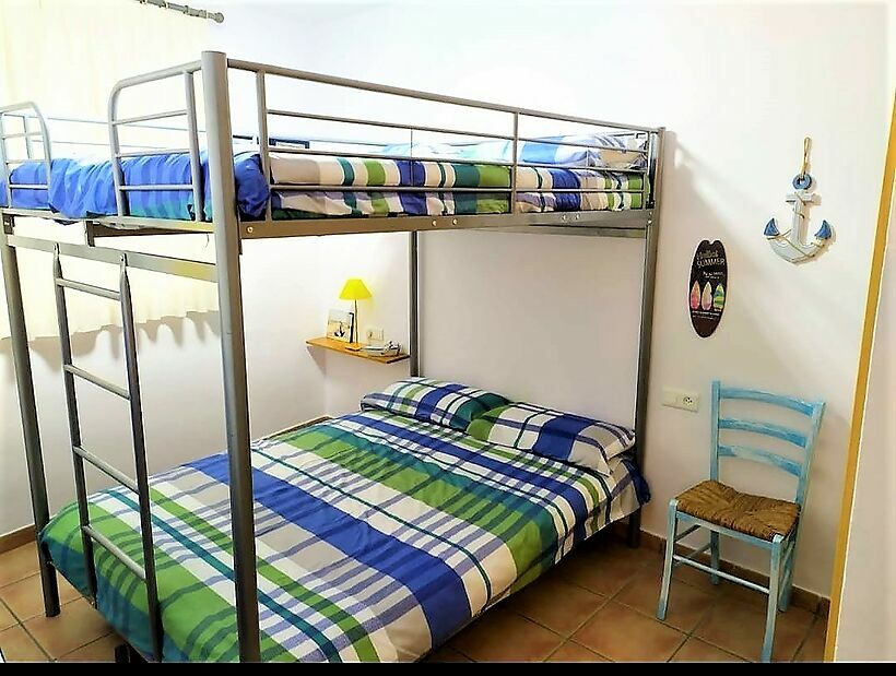 Piso de 2 habitaciones y parking