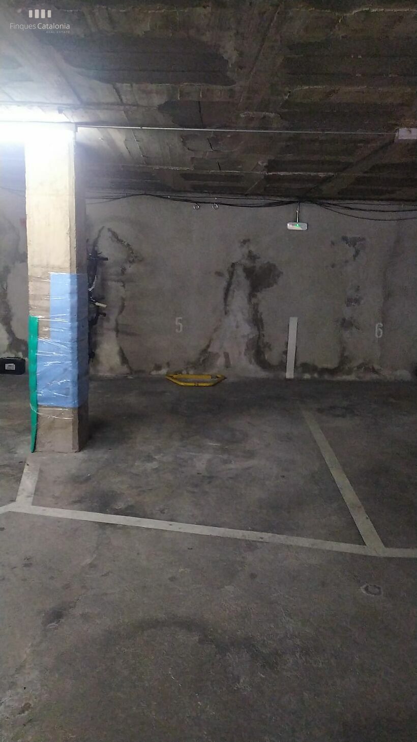 Piso de 2 habitaciones y parking