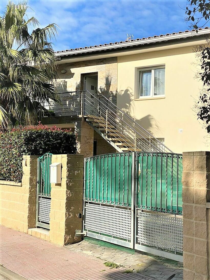 Maison à Torre Valentina à 100 mètres de la plage avec deux maisons indépendantes.