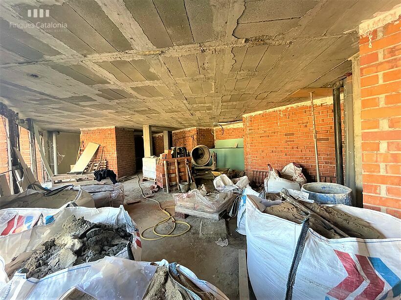 Piso obra nueva con parking y trastero a 100 metros de la playa en Sant Antoni de Calonge.