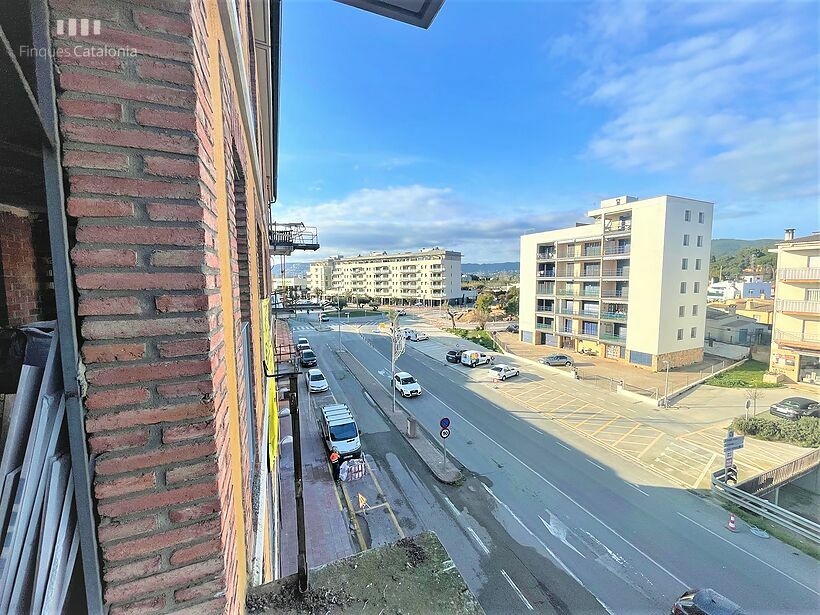 Piso obra nueva con parking y trastero a 100 metros de la playa en Sant Antoni de Calonge.