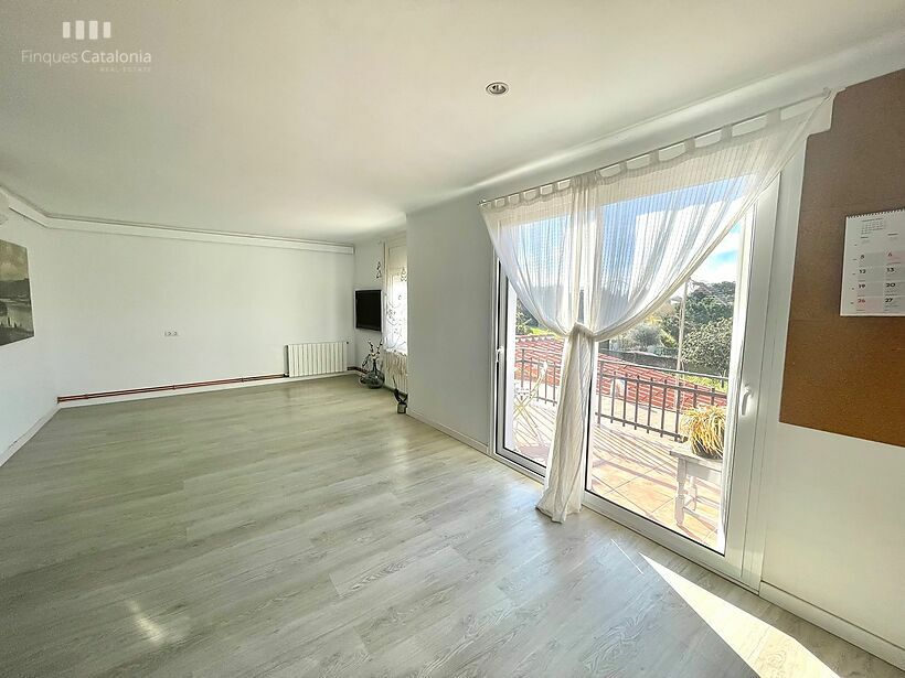 Pis de 104 m2 amb 4 habitacions , gran terrassa i pàrquing a Sant Antoni de Calonge