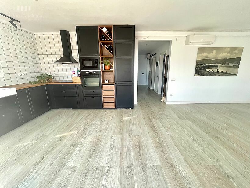 Pis de 104 m2 amb 4 habitacions , gran terrassa i pàrquing a Sant Antoni de Calonge