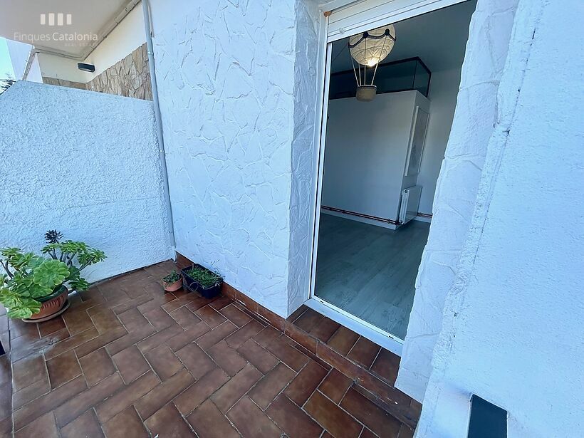 Pis de 104 m2 amb 4 habitacions , gran terrassa i pàrquing a Sant Antoni de Calonge
