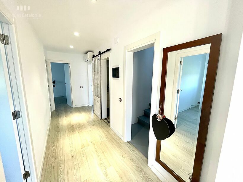 104 m2 apartment with 4 bedrooms, large terrace and parking in Sant Antoni de Calonge