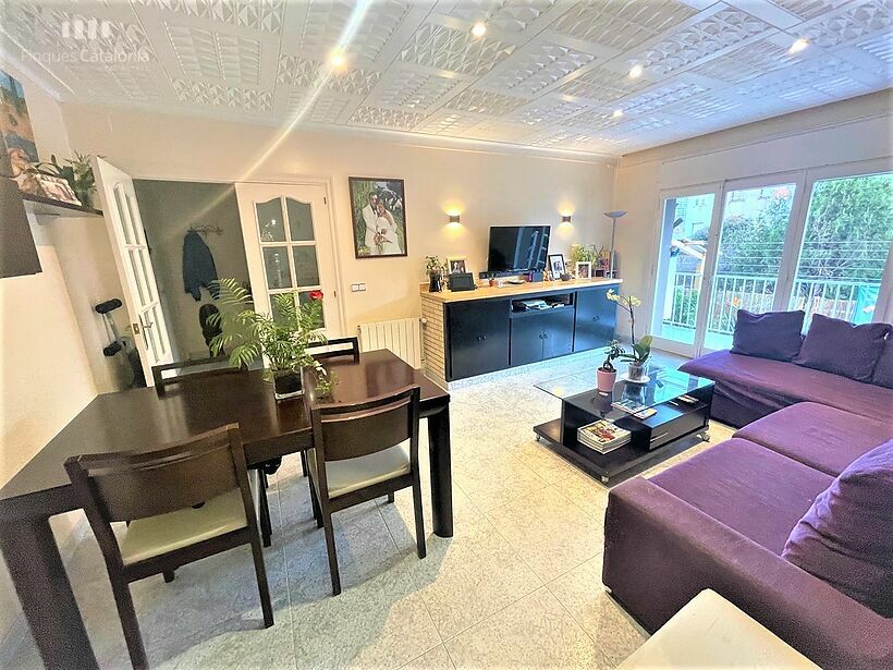 Ground floor with 4 bedrooms, terrace, patio and storage room in Calo