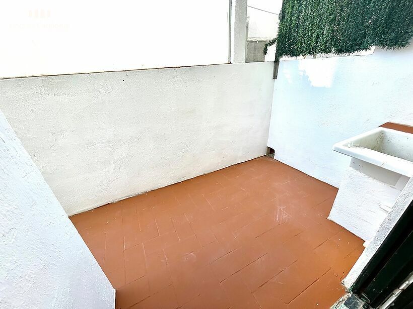 Planta baja con 3 habitaciones y dos baños  en 2ª línea de Sant Antoni de Calonge