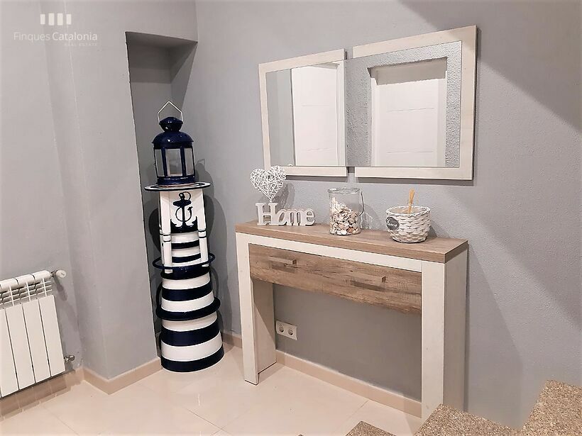 Renovated house in Palamós with 3 bedrooms, garage, heating and terrace.