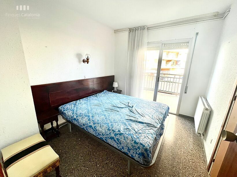 Appartement avec 3 chambres, terrasse, parking et vue mer sur la 1ère ligne de Torre Valentina