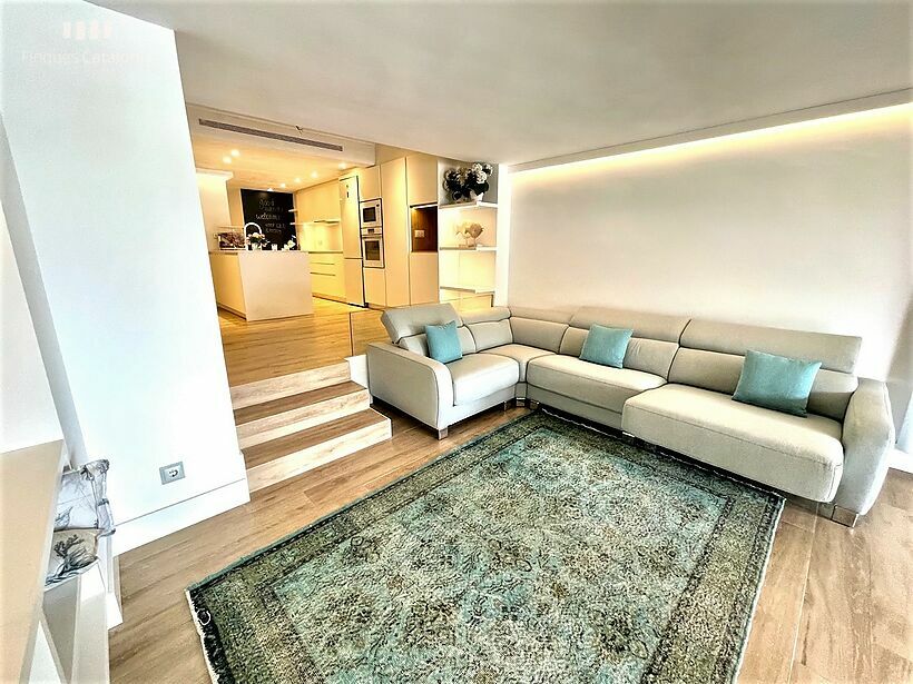 Piso de lujo a estrenar en primera línea de Platja d'Aro.