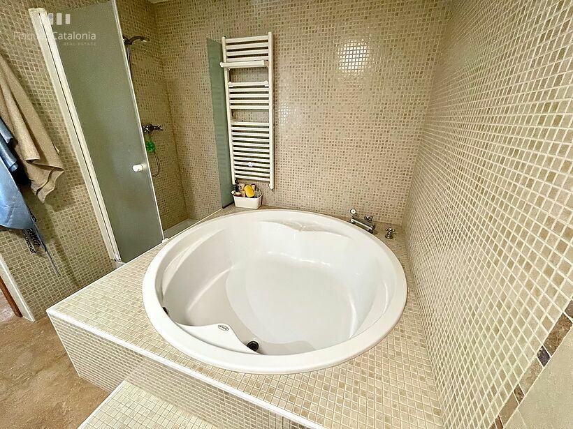 Maison avec 4 chambres, piscine et garage à Palamós, zone MAS PARERAS
