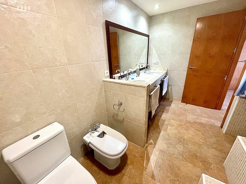 Maison avec 4 chambres, piscine et garage à Palamós, zone MAS PARERAS