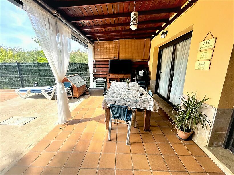 Maison avec 4 chambres, piscine et garage à Palamós, zone MAS PARERAS