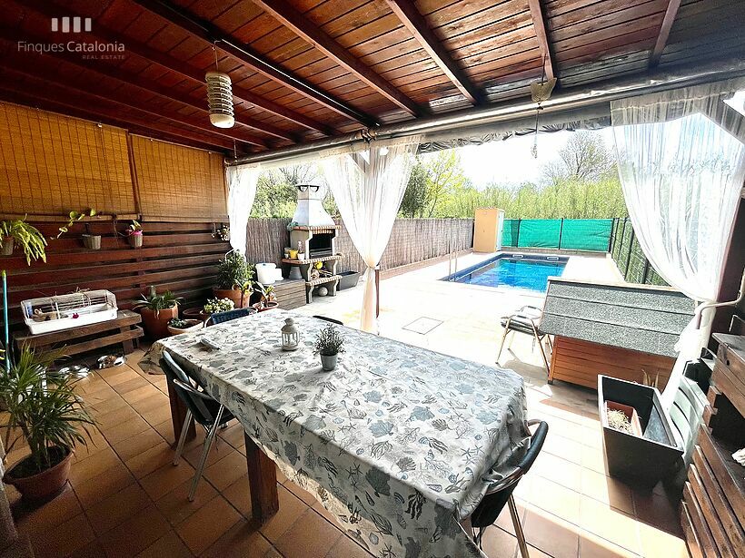 Casa de 4 habitacions , piscina i garatge a Palamós zona MAS PARERAS