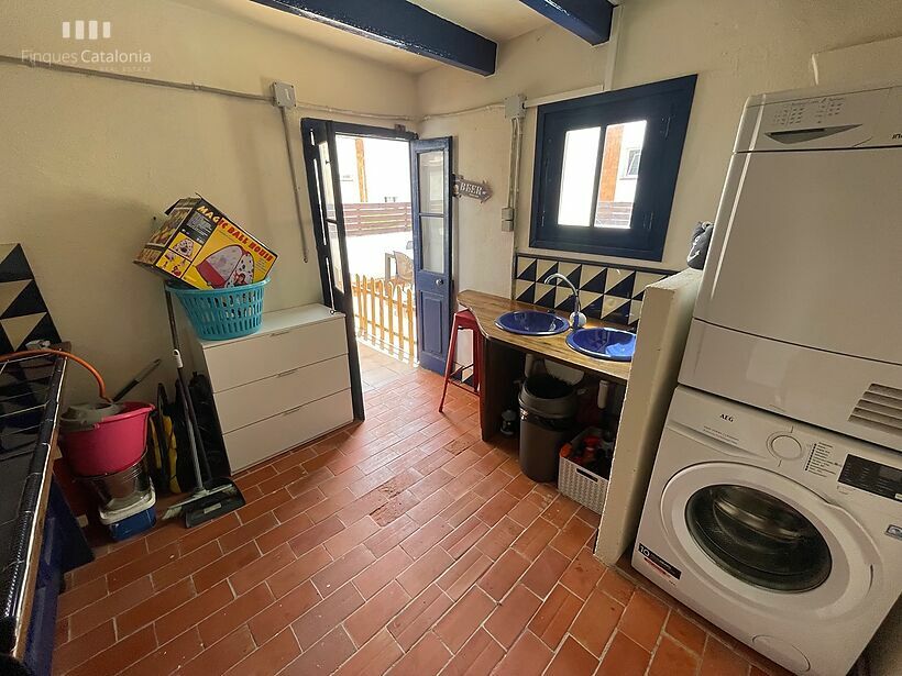 Casa reformada a Palamós amb 3 habitacions, Garatge, calefacció i terrassa.