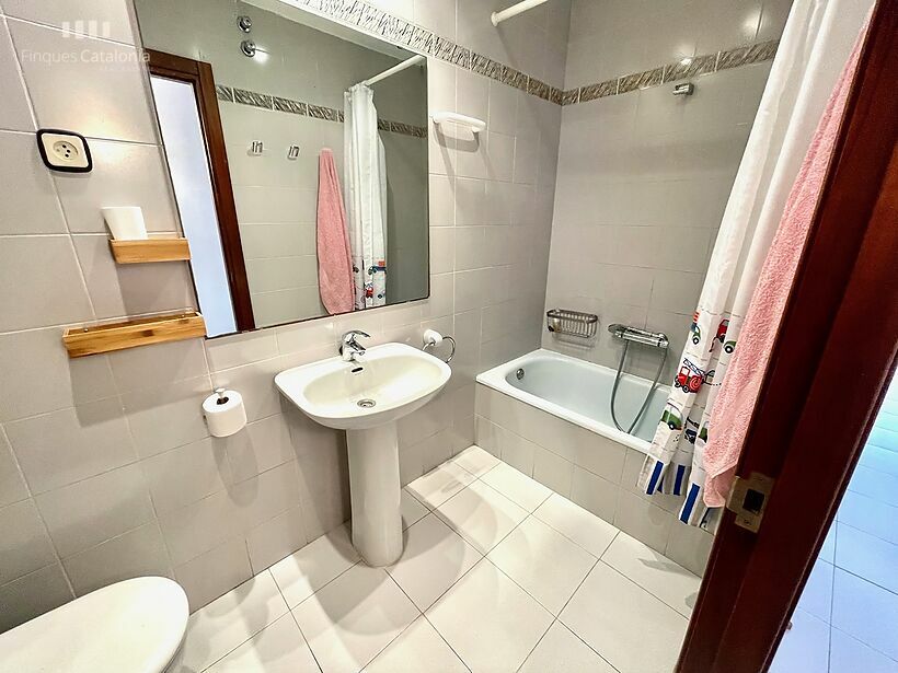 Appartement ensoleillé avec grande terrasse à Sant Antoni de Calonge