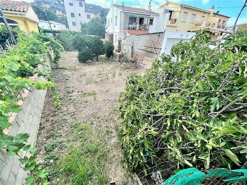 Maison avec 4 chambres, garage et un terrain de 283 m2 à Calonge.