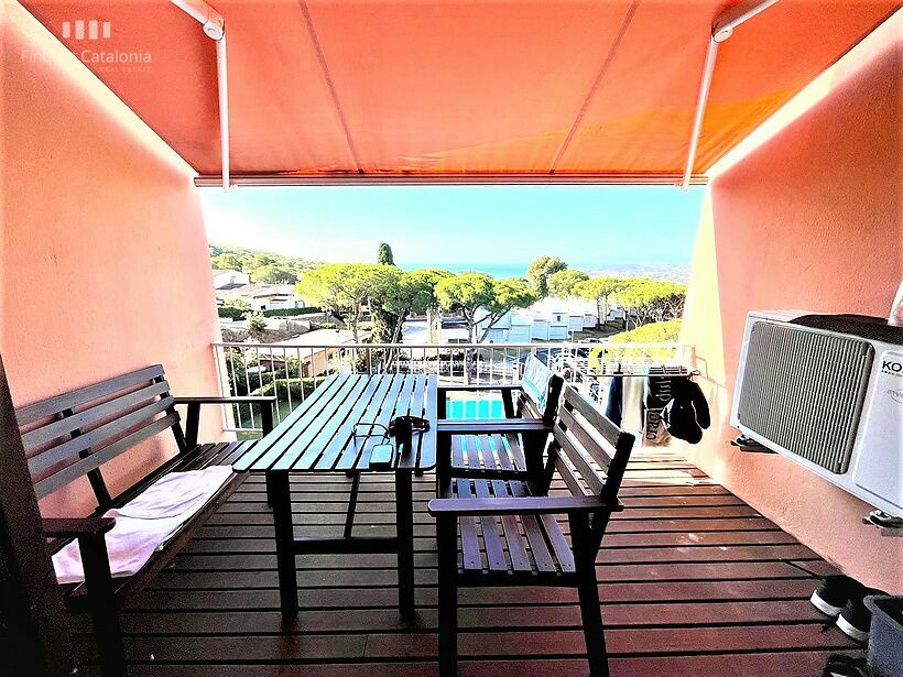 Studio avec piscine et vue sur la mer à Politur Platja de Aro