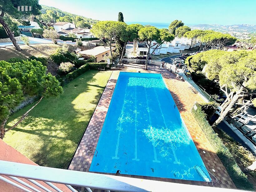 Estudio con piscina y vistas al mar en Politur Platja de Aro