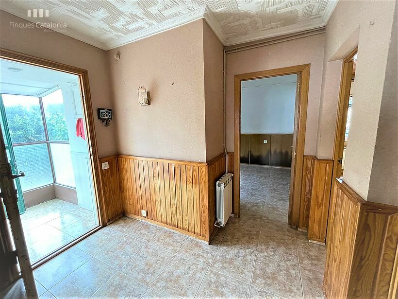 Casa amb 4 habitacions, garatge i una parcel·la de 283 m2 a Calonge.