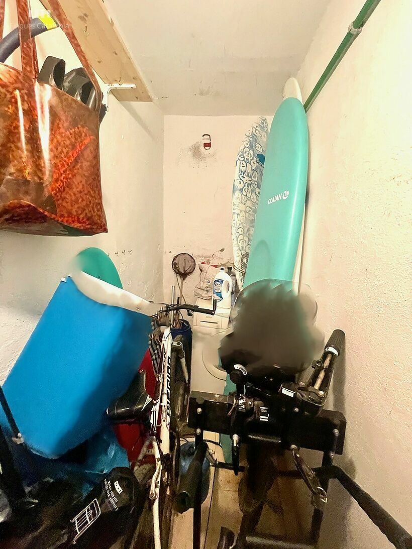 Rez-de-chaussée à Palamós la Fosca avec 14 m2 de terrasse, parking et débarras.