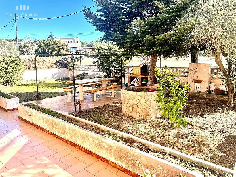 Ground floor 3 double rooms with large terrace and garden with barbecue in Sant Antoni de Calonge ​
