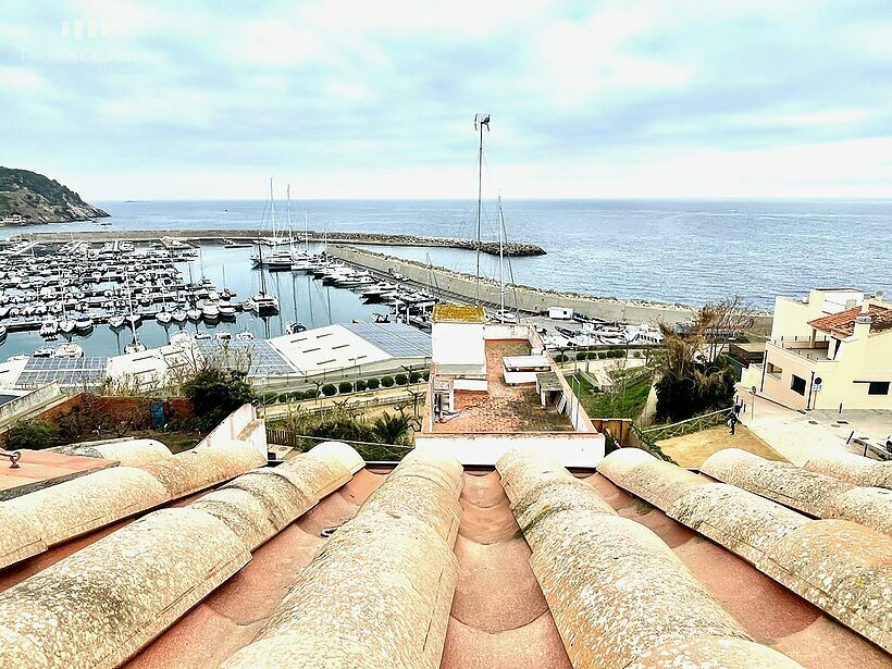 Ático dúplex a estrenar con vistas al mar en Palamós