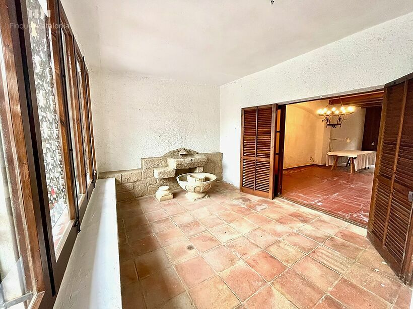 Ground floor of 154 m2 with terrace of 16 m2 in 2nd line of Sant Antoni de Calonge.