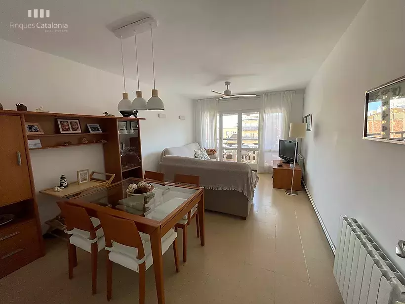 Apartment with 3 bedrooms and terrace on the 3rd line of Sant Antoni de Calonge