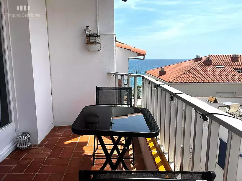 Àtic dúplex amb terrassa de 40 metres vistes al mar a només 30 metres del passeig de Sant Antoni de Calonge