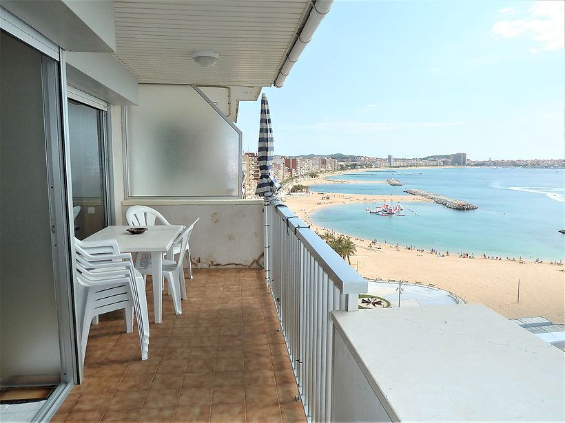 Penthouse on the 1st line of Sant Antoni de Calonge overlooking the sea